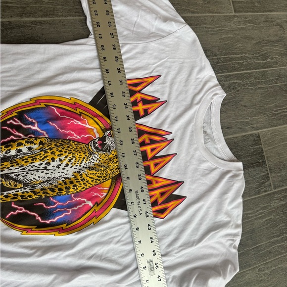 Def Leppard Women’s High and Dry White Graphic T shirt NWOT - Picture 7 of 14